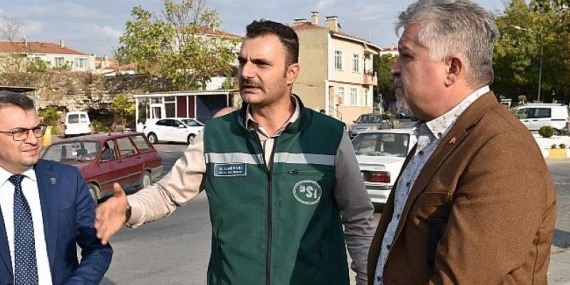 Tarihi köprü ve dere yatağıyla ilgili önemli görüşme