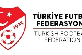 turkiye-futbol-federasyonu-hayatini-kaybeden-eski-milli-futbolcu-mehmet-oguz-icin-bassagligi-mesaji-yayinladi.jpg