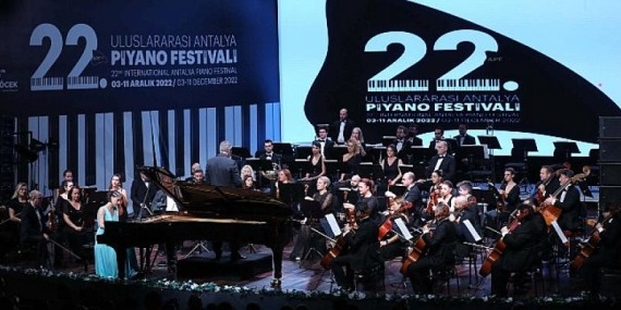 22.Uluslararası Antalya Piyano Festival’nde Senfoni Gecesi