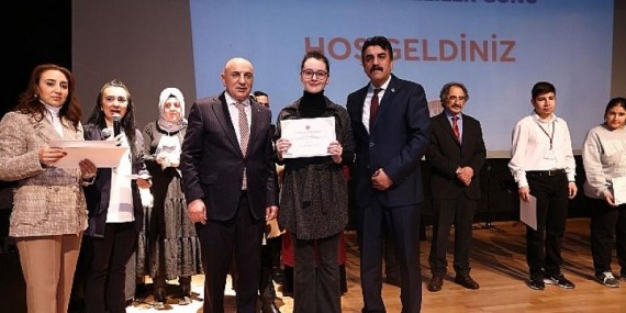 3 Aralık Dünya Engelliler Günü’nde Özel Bireyler Hünerlerini Sergiledi