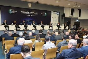 6-ege-ekonomik-forumu-basladi.jpg