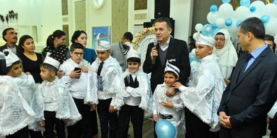 Başkan Özyiğit, özel çocukları sünnet düğünlerinde de yalnız bırakmadı