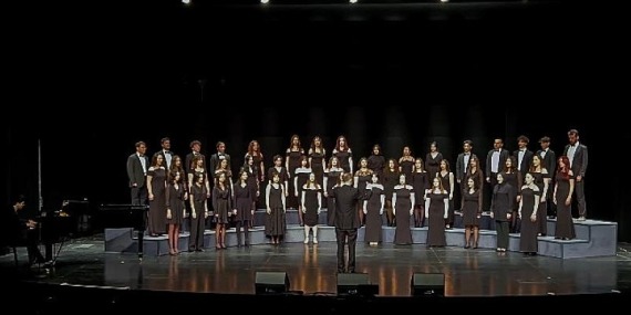 Beylikdüzü Çoksesli Gençlik Korosu Dünya Koro Günü’nde Sahne Aldı