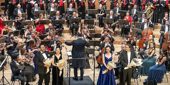 Cumhurbaşlanlığı Sendoni Orkestrası Yeni Yılı Cso Ada Ankara’da Büyük Bir Coşkuyla Kutladı