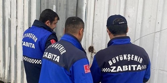 Gebze’de çevreyi kirleten iki işyerinin faaliyetine son verildi