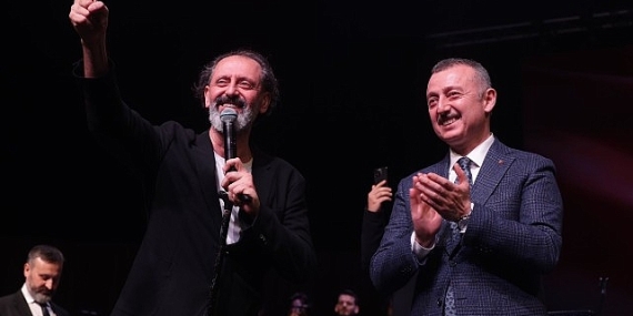 Hakk’ın ve hakikatin şairi Akif’e Büyükşehir’den unutulmaz gece