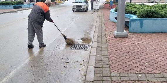 Kemer’de mazgallar temizleniyor