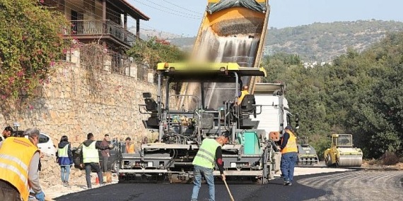 Muğla Mümtaz Ataman Caddesinde 1. Kat Asfalt Çalışması Başladı