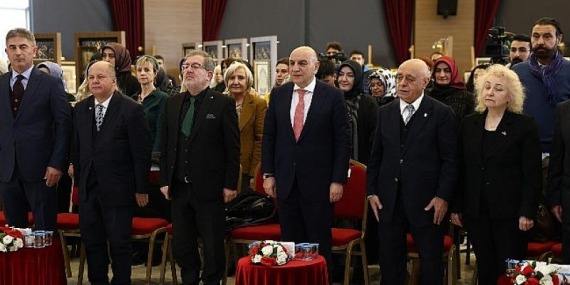 Sanatseverler ‘Sanat Şifadır Gönüllere’ Sergi ve Panelinde Buluştu