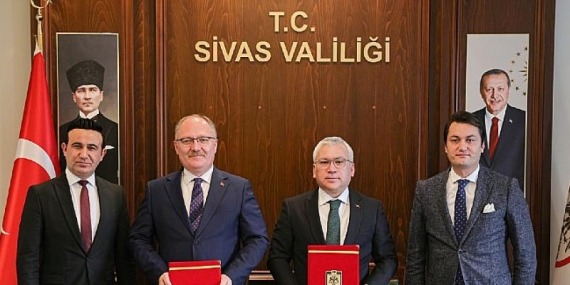 Sivas Belediyesi’nden Eşi Vefat Etmiş 12 Aileye Konut Desteği