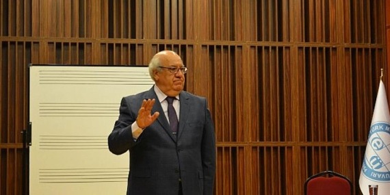 TRT Ses Sanatçısı Selim Öztaş EÜ DTMK’ye konuk oldu