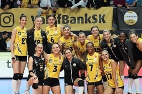 vakifbank-sampiyonlar-ligine-kazanarak-basladi.jpg