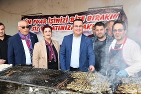trabzon-hamsi-festivaline-yogun-ilgi-bursalilar-kin-etti.jpg