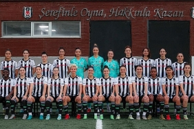 vodafone-besiktas-kadin-futbol-takimi-sponsorlugunu-bir-yil-daha-uzatti.jpg