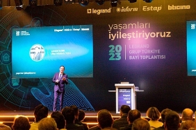 yasamlari-iyilestiriyoruz-slogani-ile-yola-cikan-legrand-grup-turkiye-geleneksel-bayi-toplantisinda-is-ortaklariyla-bir-araya-geldi.jpg