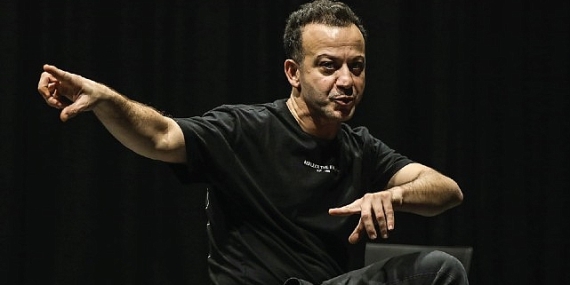 Zorlu PSM’nin Yeni OyunuKibritin Ucunda Rıza Kocaoğlu’nun Eşsiz Performansı ile 25 Ocak’ta Prömiyer Yapıyor!