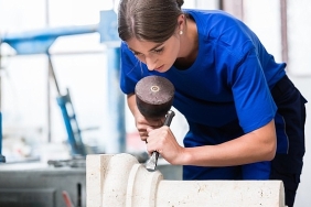 İngiliz yapılarını Türk doğal taşları süsleyecek