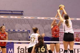 vakifbank-ligde-de-kazanmaya-devam-ediyor.jpg
