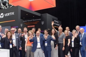 vertiv-datacloud-global-kongresi-2023te-en-son-yeniliklerini-sergiledi.jpg