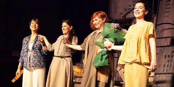 19. Kıbrıs Tiyatro Festivali Perdelerini Şehir Tiyatroları Oyunlarıyla Açtı