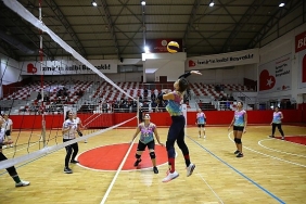 bayraklida-yaz-spor-okullari-basliyor.jpg