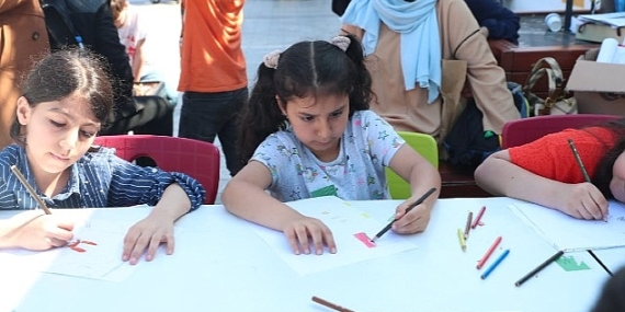 BKF, Karnaval Havasında Yaşanıyor