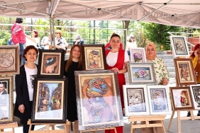 cankaya-belediyesi-cankaya-evleri-kursiyerlerinin-bir-yil-boyunca-yaptiklari-urunler-sergilerle-taclaniyor.jpg