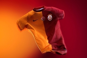 galatasarayin-parcali-formasi-yeniden-sahalarda.jpg