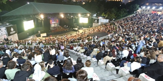 Harbiye Cemil Topuzlu Açık Hava Kapalı Gişe