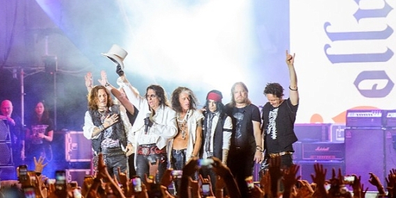 İstanbul'da Hollywood Vampires rüzgârı esti