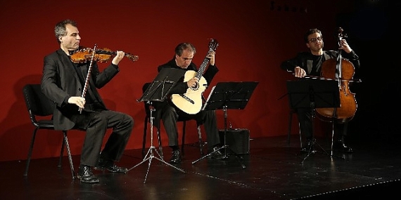 Keman ve Çello'nun Gitarla buluştuğu konser