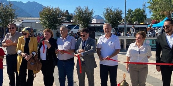 Kemer Halk Eğitim Merkezi'nden yıl sonu sergisi