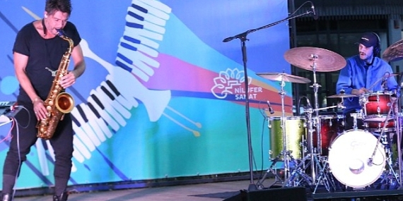 Müziğin ruhunu sallayan ritimler Meteor Balat'ta yankılandı