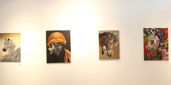 'Yaşamdan Renkler' sergisi SKSM'de