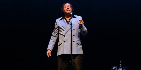 ''Yıl 1974'' ün Prömiyeri Gerçekleşti – Hakan Meriçliler'den Tanu Okan Anısına: Yıl 1974