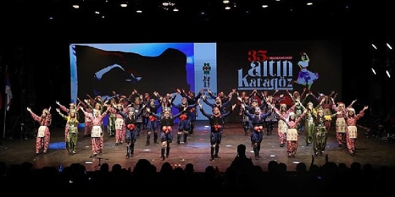 İnegöl Belediyesi Halk Dansları Ekibi Bursa Festivaline Renk Kattı