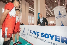 izmirin-yeni-spor-uygulamasi-sporizmir-kullanima-sunuldu.jpg