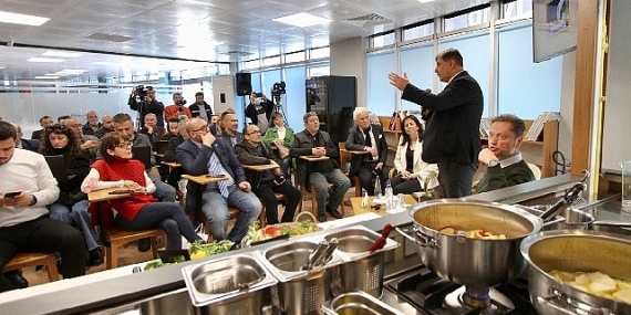 Karşıyaka Mutfak Sanatları Merkezi, İzmir'in yeni gastronomi üssü oldu