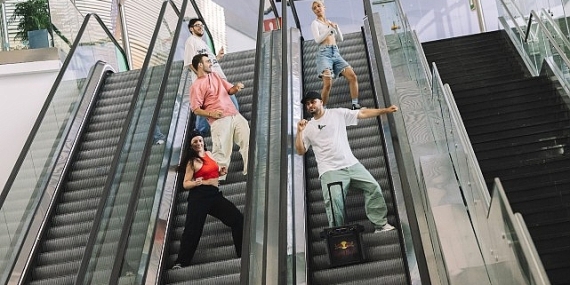 Red Bull Dance Your Style, Yürüyen Merdivende Dansçıları Buluşturdu