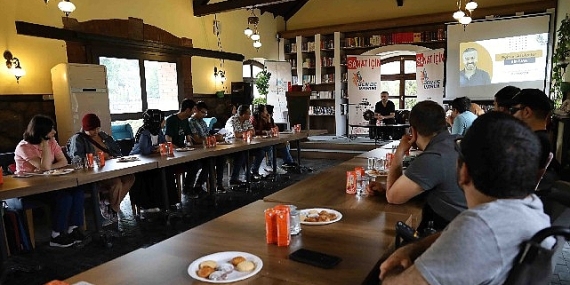 Suat Köçer ile “Sanat İçin Ben De Varım”