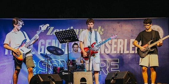 Bergama Zeytinpark Yerel Gençlik Konserleri