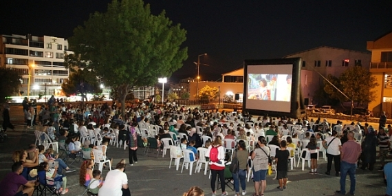 Çocuklara yaz sineması başlıyor