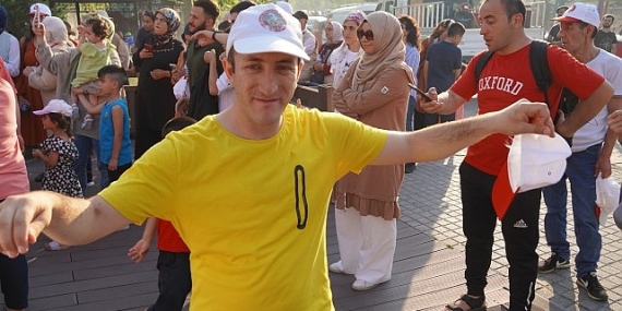 Engelsiz Gönüller Yaz Şenliği'nin Finali Konserle Yapıldı