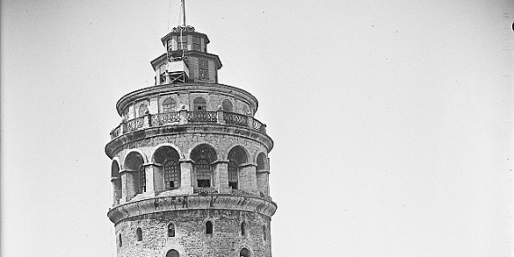 İstanbul Araştırmaları Enstitüsü'nden 7/24 ziyarete açık sergi: “Meşgul Şehir”