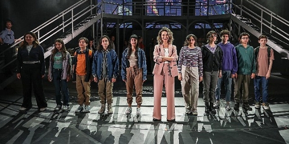 '1923' Müzikali 25. Yapı Kredi Afife Tiyatro Ödülleri'nde Haldun Dormen Özel Ödülü'nü Kazandı!