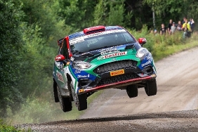 castrol-ford-team-turkiye-wrc-akropol-rallisinde-start-almaya-hazirlaniyor.jpg