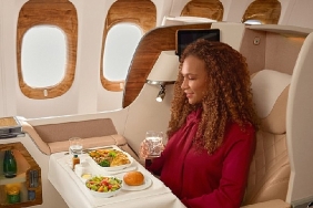 emirates-ucak-ici-yemek-on-siparis-hizmetini-avrupa-genelinde-genisletiyor.jpg