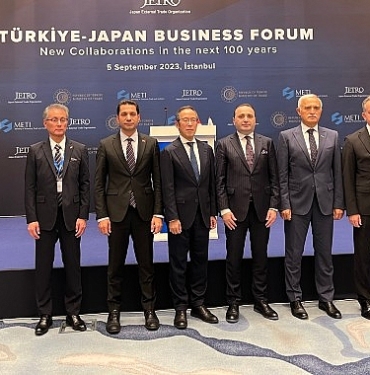 jetro-japon-dis-ticaret-teskilati-tarafindan-duzenlenen-japonya-turkiye-is-forumu-ticaret-bakani-omer-bolatin-katilimi-ile-gerceklesti.jpg