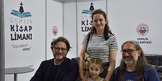 Müzik ve Edebiyatı Harmanlayan Yazarlar: Tuna Kiremitçi ve Murat Meriç