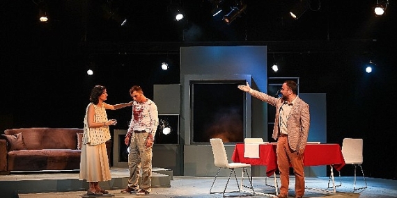 NKT “Öksüzler” ile Yeni Sezonda Perde Açtı